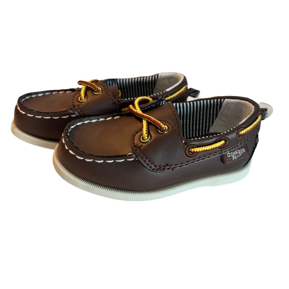 OshKosh Boat Shoes Size 6 New - with tags
